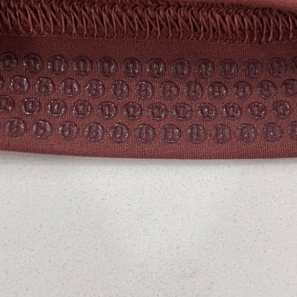 lululemon athletica Rust Bike Shorts - Picture 2 of 4